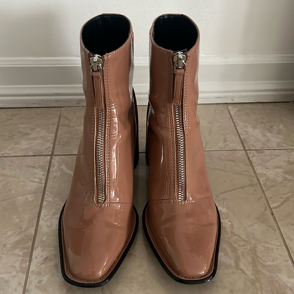 Open edit boots from